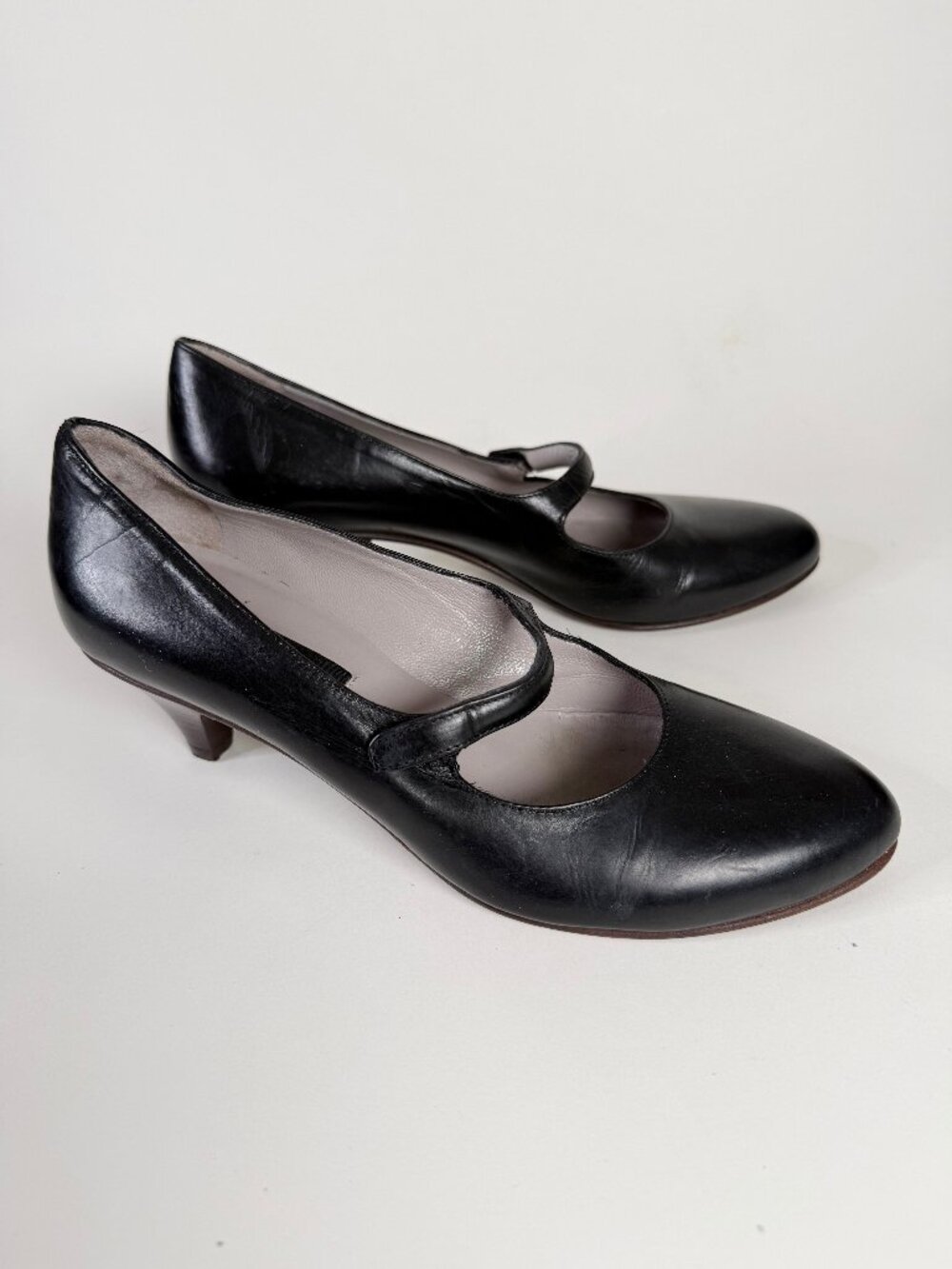 A.P.C. Women’s Black Mary Jane Leather Shoes EU 38